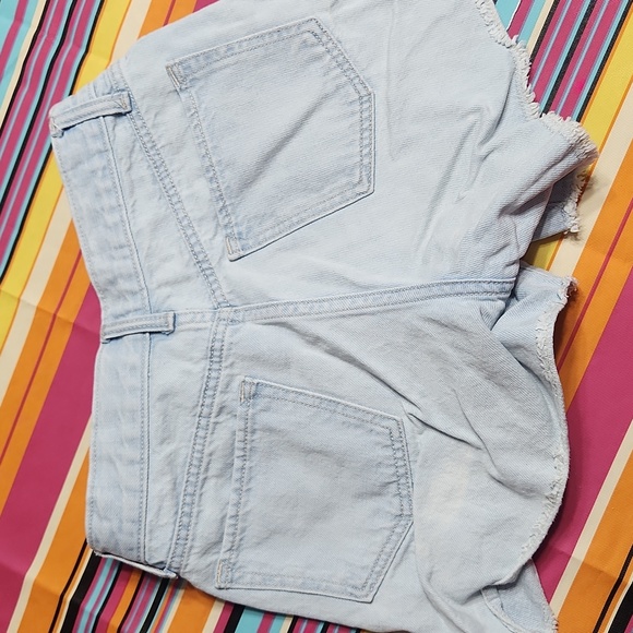 Shorts - Picture 2 of 2